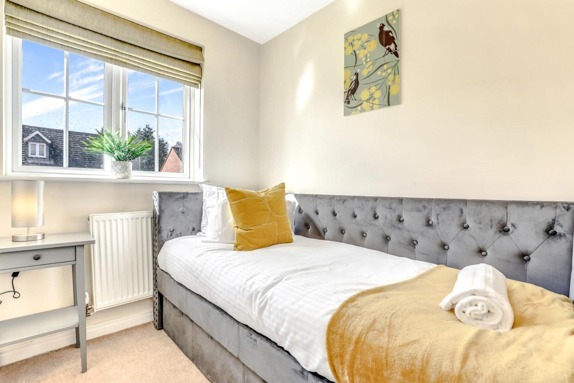 Silver Stag Properties, 3 Bedroom W Parking And Garden Smisby Bagian luar foto