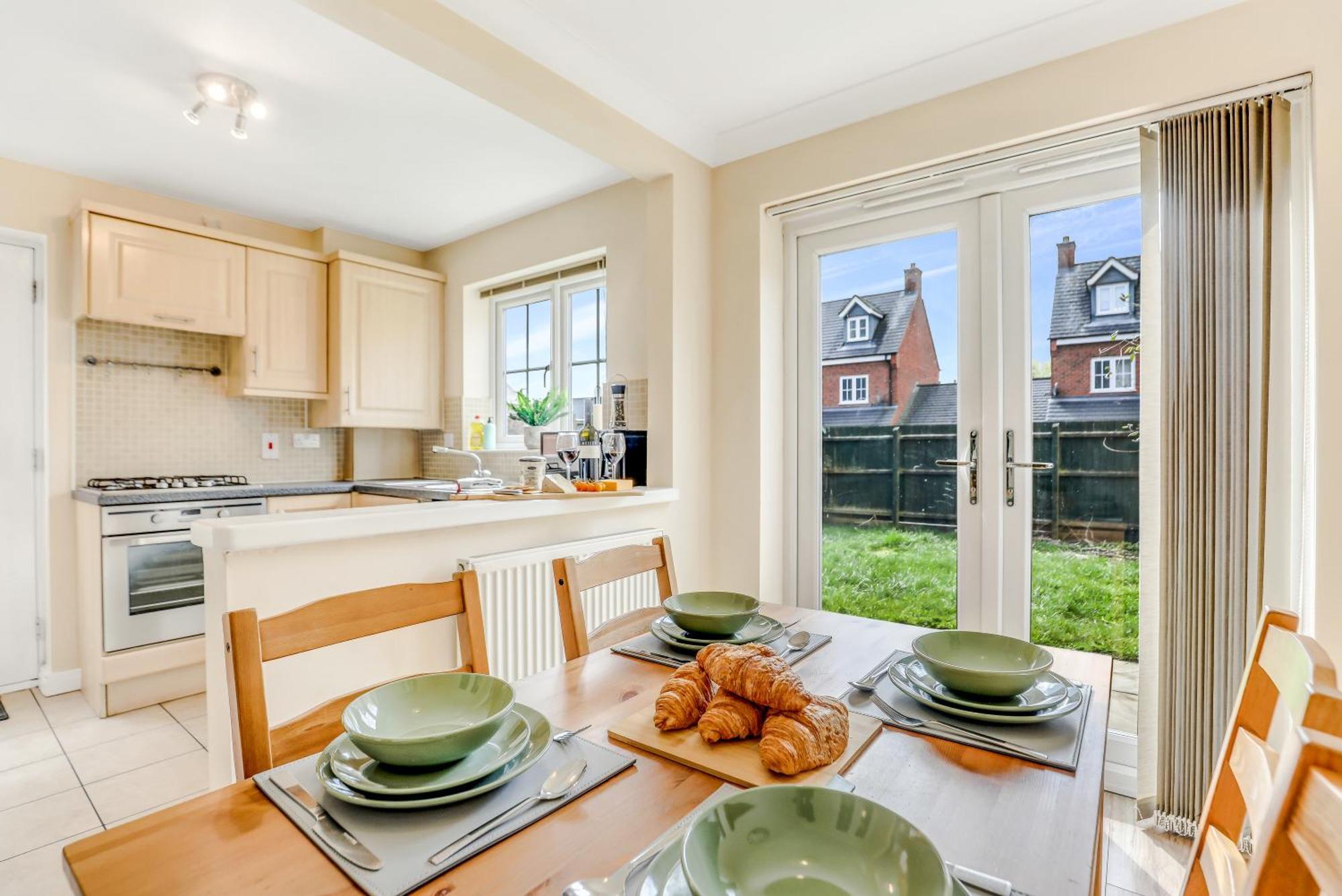 Silver Stag Properties, 3 Bedroom W Parking And Garden Smisby Bagian luar foto