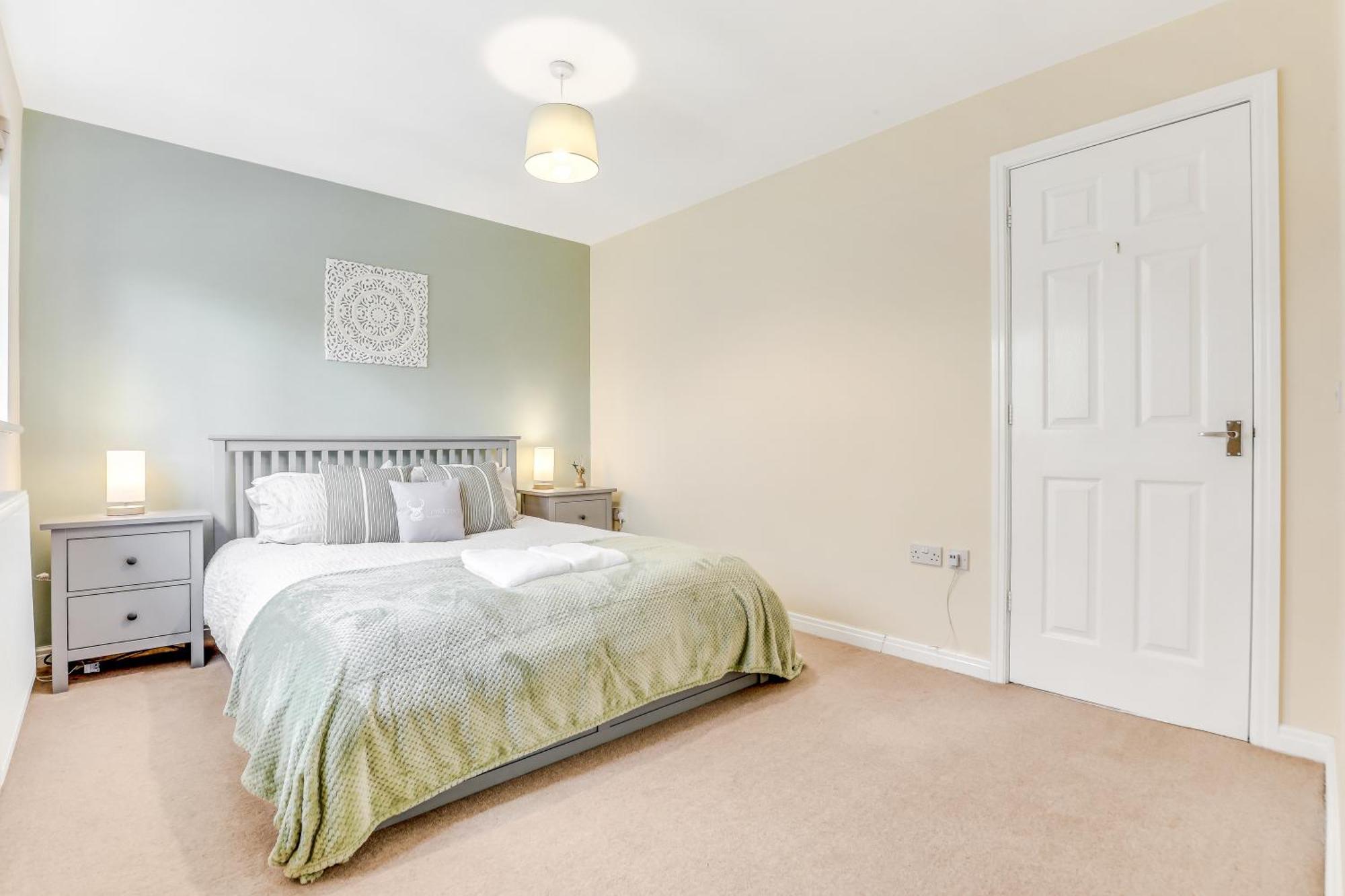 Silver Stag Properties, 3 Bedroom W Parking And Garden Smisby Bagian luar foto