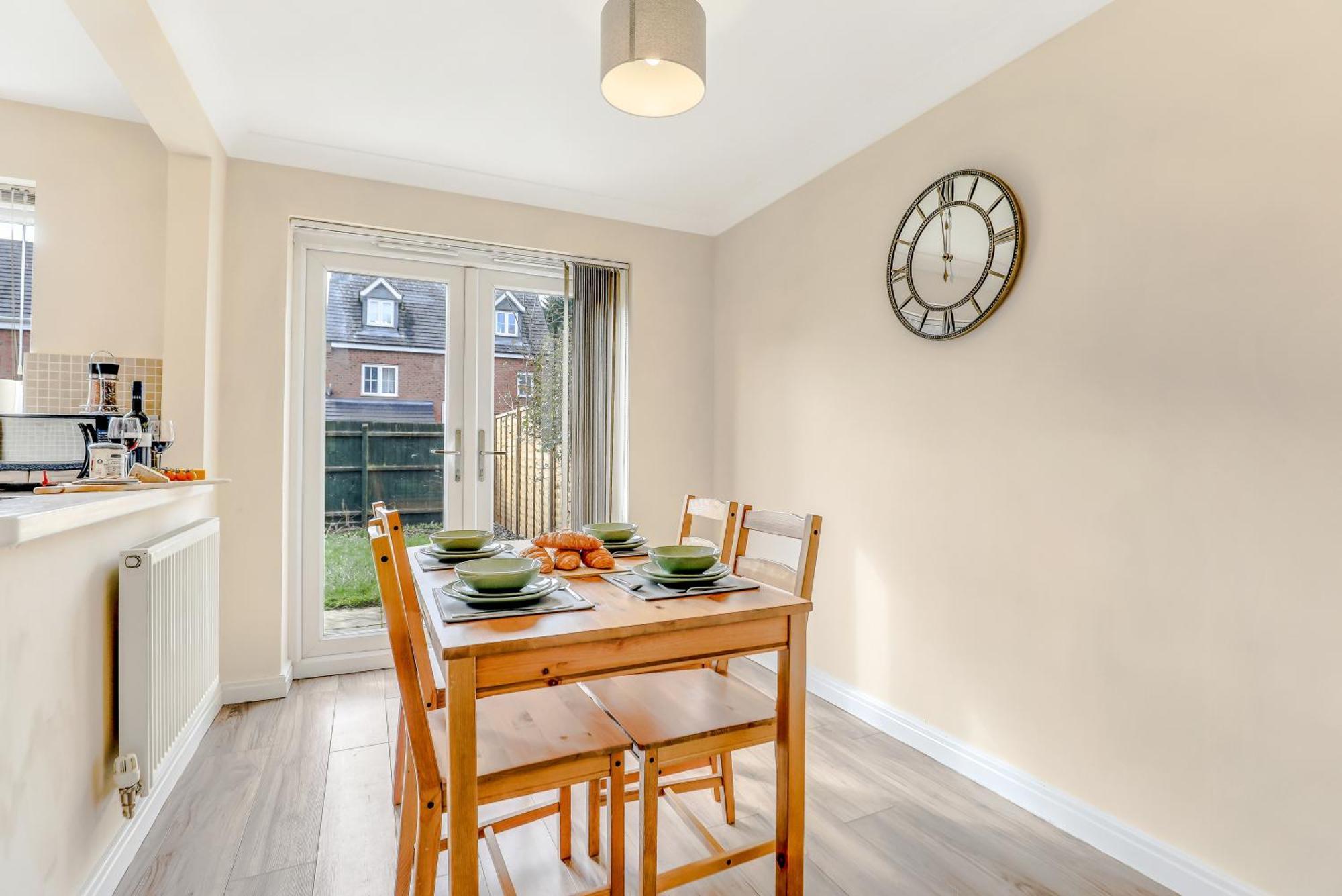 Silver Stag Properties, 3 Bedroom W Parking And Garden Smisby Bagian luar foto